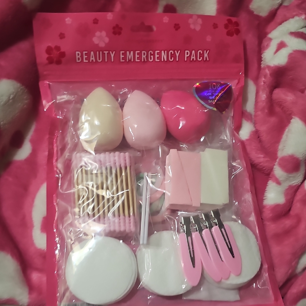 NIB 108 BEAUTY EMERGENCY ESSENTIALS PACK